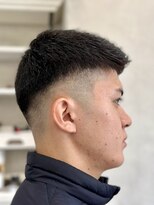 レヴィア(REVIA)&nbsp;メンズカットフェードカット眉毛カット