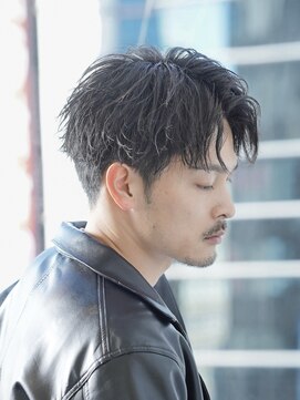 アルファ 新宿(alpha) 【alpha 新宿】センターパート×ツイストスパイラル