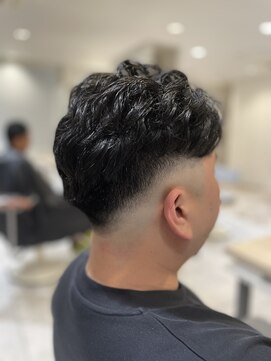 ニューヨークニューヨーク 阪急高槻店(NYNY) 【メンズフェードカット】