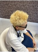 ブロンドスパイキーショート