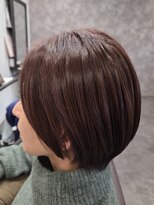 ニィニ(niini.)&nbsp;乾かすだけでまとまるショートボブ