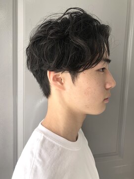 ニコフクオカヘアーメイク(NIKO Fukuoka Hair Make) 「NIKO」センターパートパーマ