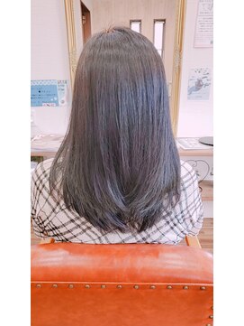 フィカス(Ficus) 王道ロングレイヤースタイル