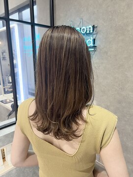 ムード カナザワ(mood kanazawa) 極細ハイライト×グレージュ