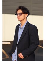 ユイマァルスロウ(YUIMARL SLOW) 【波巻き×ツイストスパイラルパーマ】