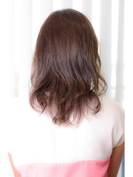 アルトス 浦和(ARTS) 切りっぱなしボブ/美髪/ピンクブラウン[ショートカット/浦和]