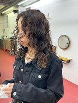 フィン(fin,)&nbsp;ハイライト/波巻き/マッシュパーマ/ウルフ/インナーグレージュ