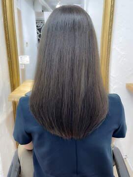 ミッシェル アフロート(michelle afloat) レイヤーなしも骨格に合わせる立体髪技術の3D Curvesで！I Curve