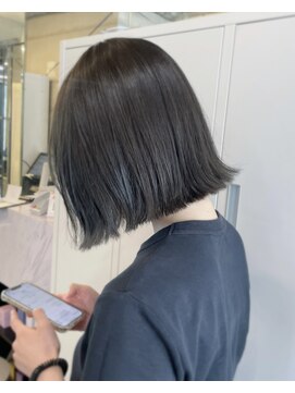 エヌアイ オモテサンドウ(ni omotesando) 冬カラー♪寒色グレージュ/オリーブグレージュ　上野