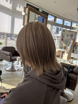 コワファースト 大分(COIFF1RST) ショートレイヤー