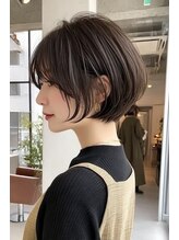 リアン アオヤマ(Liun Aoyama) 丸みボブショート