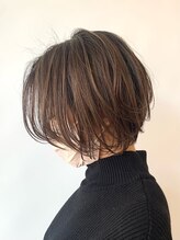 クレール(Clair)&nbsp;【Clair雲山】グレージュ大人ショートボブ