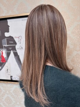 ティンク(Tink) ハイライトグレイジュ♪【細野実香】