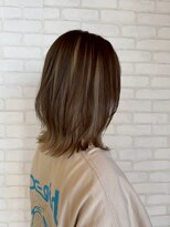 ビス フルール 日暮里店(Vis fleur) ミディアムヘア/ハイライト/ベージュカラー