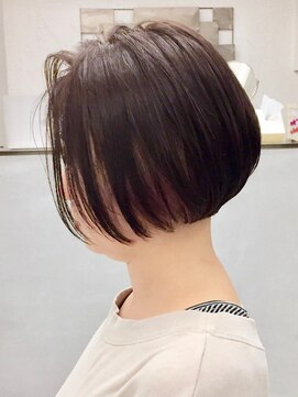 ミッテル(mittell) ミニボブ毛先パーマことりベージュ黒髪ウォーターフォール