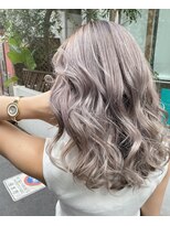 ヘアカロン 熊本本店(Hair CALON)&nbsp;プラチナシルバー
