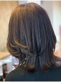 ダークべージュ髪質改善でツヤ美髪に★外ハネ×愛されミディ