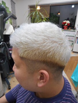 美容室クリップアイ(Clip I) カラーカット