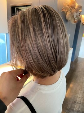 プラスディー(+D) ハイライト/ベージュブラウン