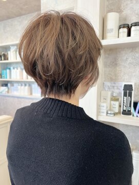 キャアリー(Caary) 福山市美容室Caary人気 ハイトーン襟足スッキリショートヘア