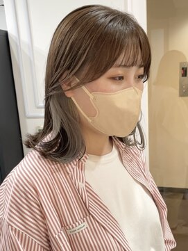 ツキ 横浜店(tuki) ホワイトシルバー×インナーカラー×イヤリングカラー