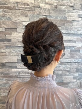 ブレス 横浜(bless) 綺麗めシニヨン♪