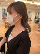 ビュートリアム265(BEAUTRIUM 265)&nbsp;ミディアム/くびれレイヤー/レイヤーカット/顔周りカット/銀座