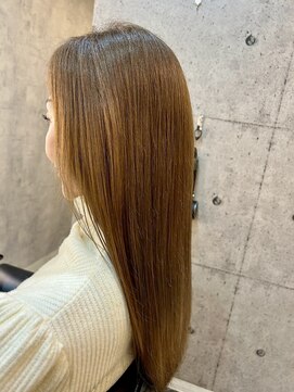 ファクトリービス(FACTORY bis) 50代E様 白髪ぼかしファッションカラー+オーダートリートメント