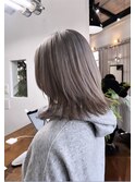 ミルクティーベージュ