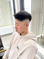 ザ オーダー(THE ORDER)&nbsp;メンズフェザーアップハイスキンフェードカットメンズ短髪