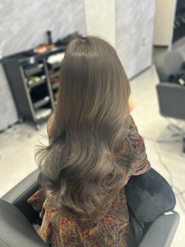 アルドーレフィエロ シンサイバシ(Ardore fiero shinsaibashi) オリーブグレージュ☆ブリーチなし【小山田繭】