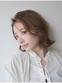 オリーブベージュ/ウェットヘア /レイヤーカット /川崎