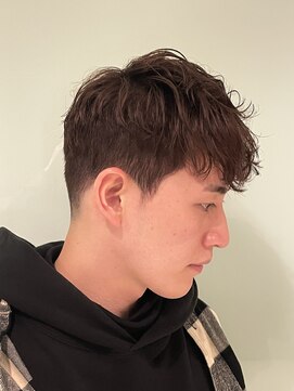 ザバーバー 東京(THE BARBER) 【THE BARBER 東京】刈り上げショート スペインカール