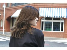 【透明感良好うるツヤカラー】ツヤっぽい日光の下で映える透明感バツグンのカラー【広島PARCO/袋町/本通】