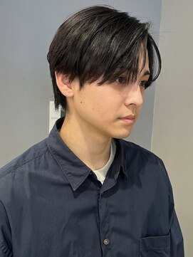 トリッカ シブヤ(TRICCA SHIBUYA) メンズカットセンターパートツーブロックマッシュシースルー渋谷