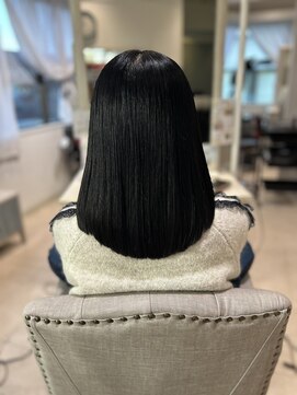 アルブル エト シミー(Arbre et chimie) ミディアムヘア/暗めカラー/グランマッシュ/東村山