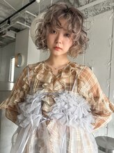 ルーム(Loom.) セクションカラー カーリーボブ デザインカラー