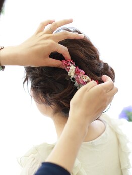 ブライダル ヘアメイク メリア(Bridal Hair Make MERIA)の写真/【南森町】本格ブライダル/ヘアメイク/着付け専門サロン★高い技術力を持つ、経験豊富なプロたちが集結！