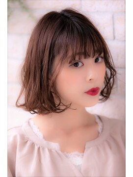 ソア 武蔵小杉(SOAR) 大人かわいい無造作カールとデザインカラー小顔くびれセミディ