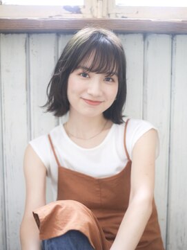 コム(com by neolive) 大人切りっぱなしボブ　2