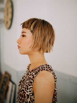 ロゼアトリエ(ROSE atelier) ハイトーンショートバング