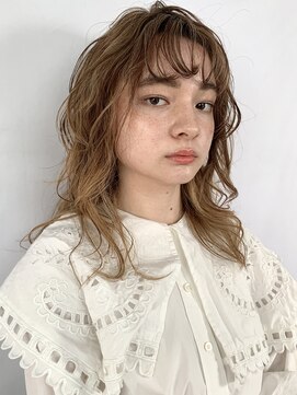 ステイシー(stay she) 透明感たっぷりミルクティーカラー