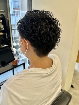 バッカ(BACCA) メンズ パーマ オフィス ビジネス