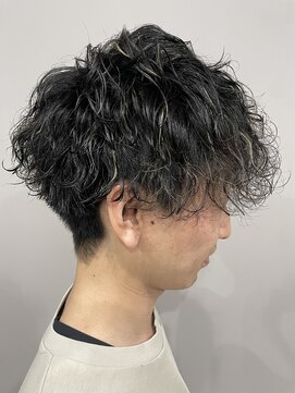 アンチ(ANTI) 波巻きパーマ