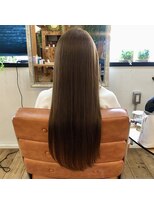 エルムトウキョウ(ELM Tokyo)&nbsp;透け感グレージュで艶髪