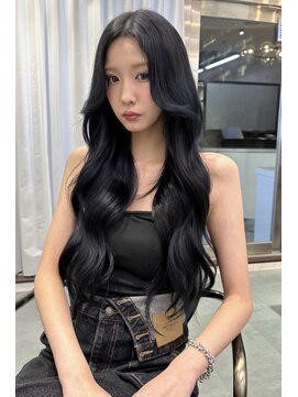 リリー(Lilley) 松岡宏海韓国へア／韓国風ヘア／顔まわり/レイヤー/前髪