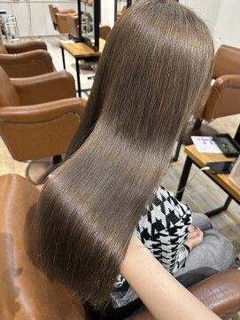 ルーツ(ROOTS) ブリーチあり/グレージュ