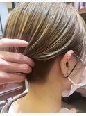 メンズライク耳かけボブマロンベージュ刈り上げボブ