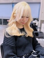 ランテルディ 渋谷(LANTERDIT)&nbsp;抜きっぱなしブロンド　くびれヘア　小顔カット　顔周りカット