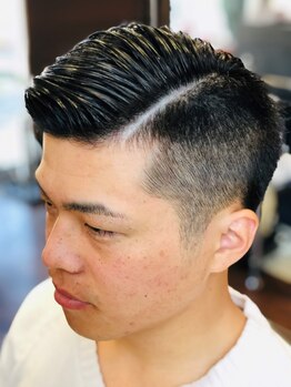 ホーマン(HOMAN)の写真/再現性の高いデザインで毎朝のセットが楽に♪《カット+シェービング ¥4950》ON/OFF両方楽しめるカットが◎